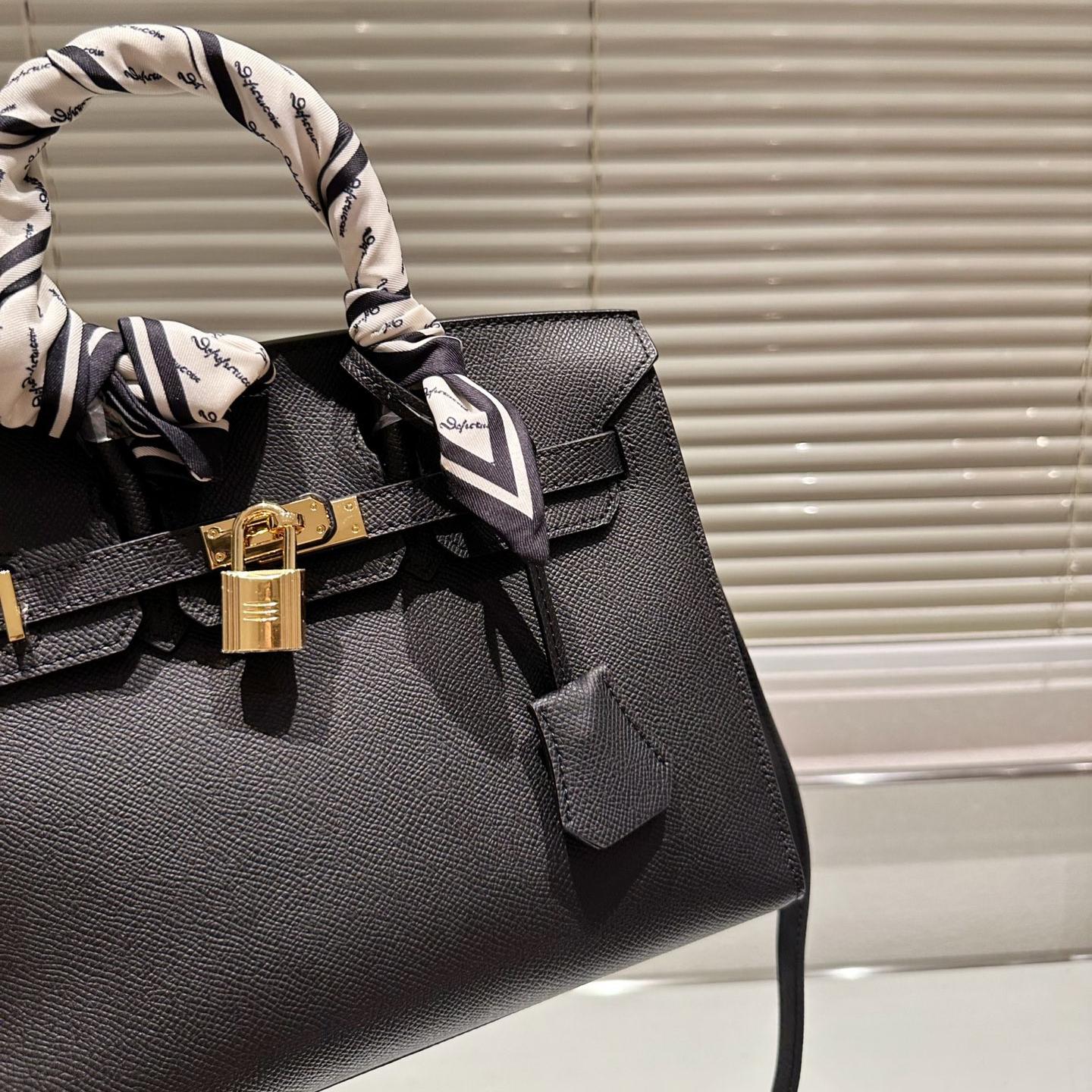 New Collection Bags For Woman
