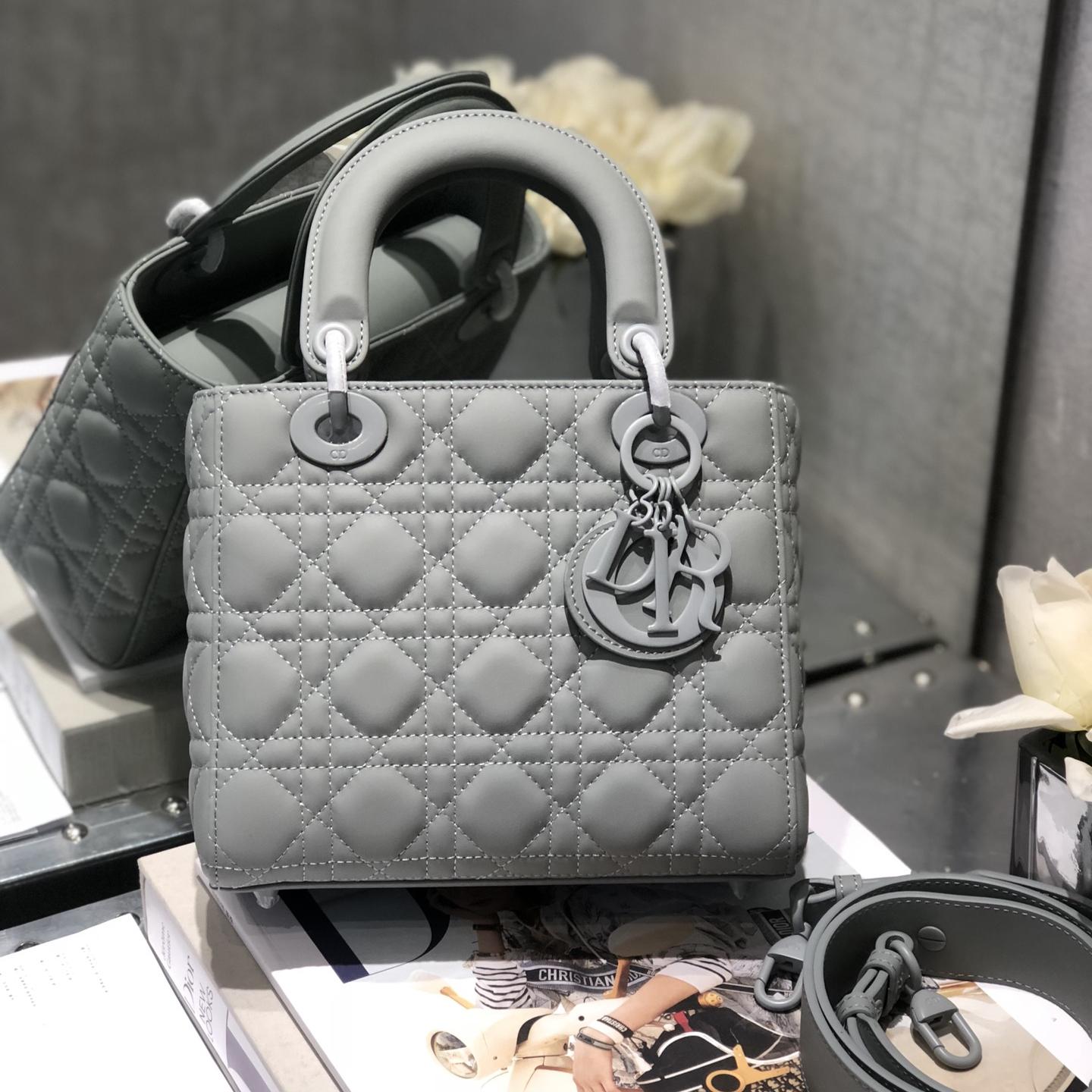 New Collection Bags For Woman