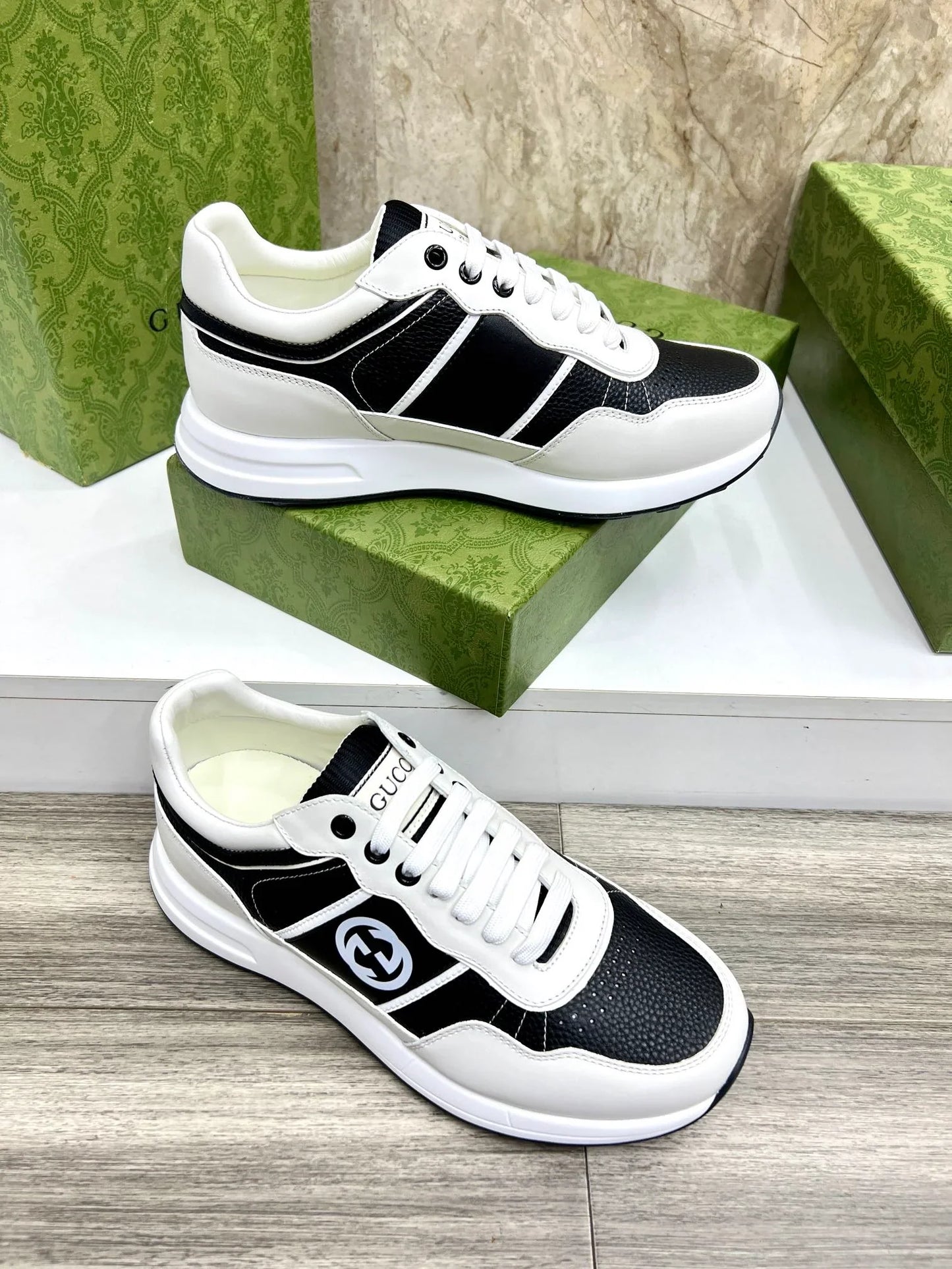 G Men's Low Top Sneakers
