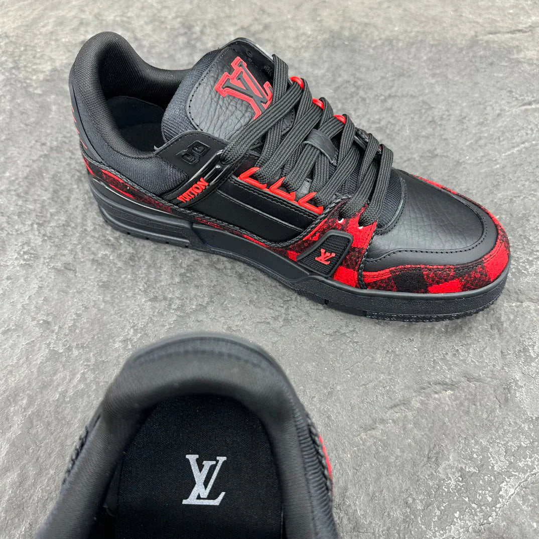 L Men's Sneakers