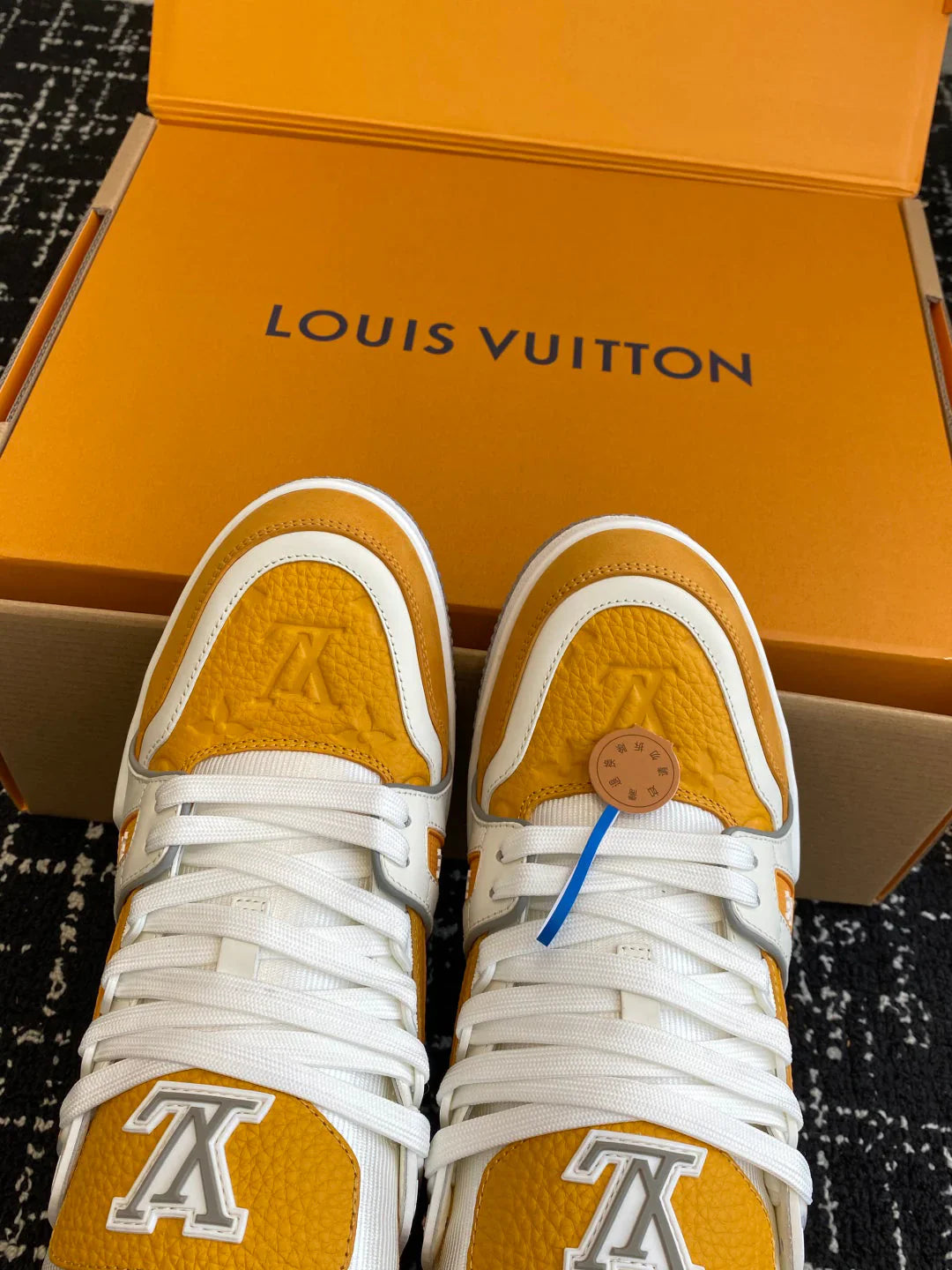 L Men's Sneakers