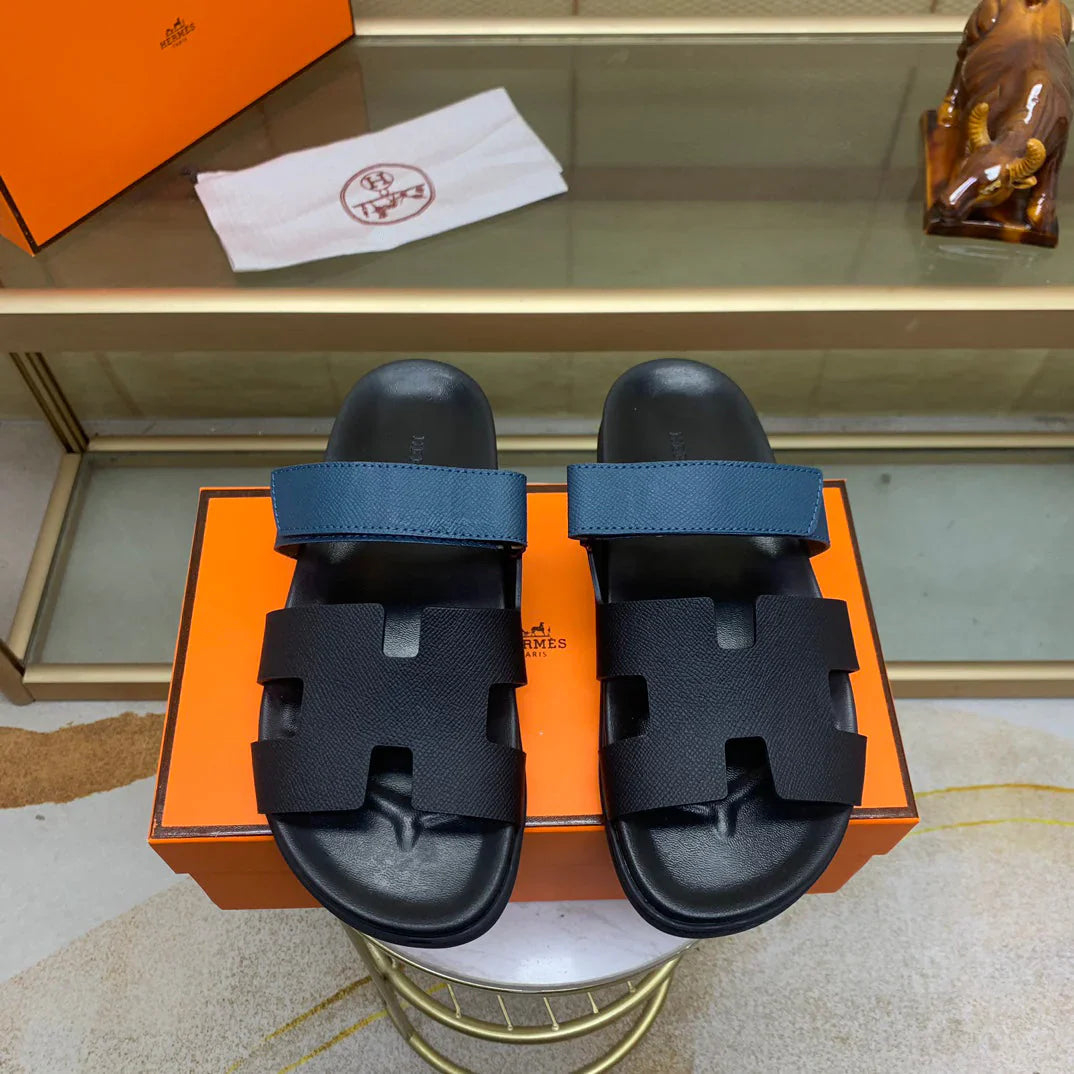 H leather slippers