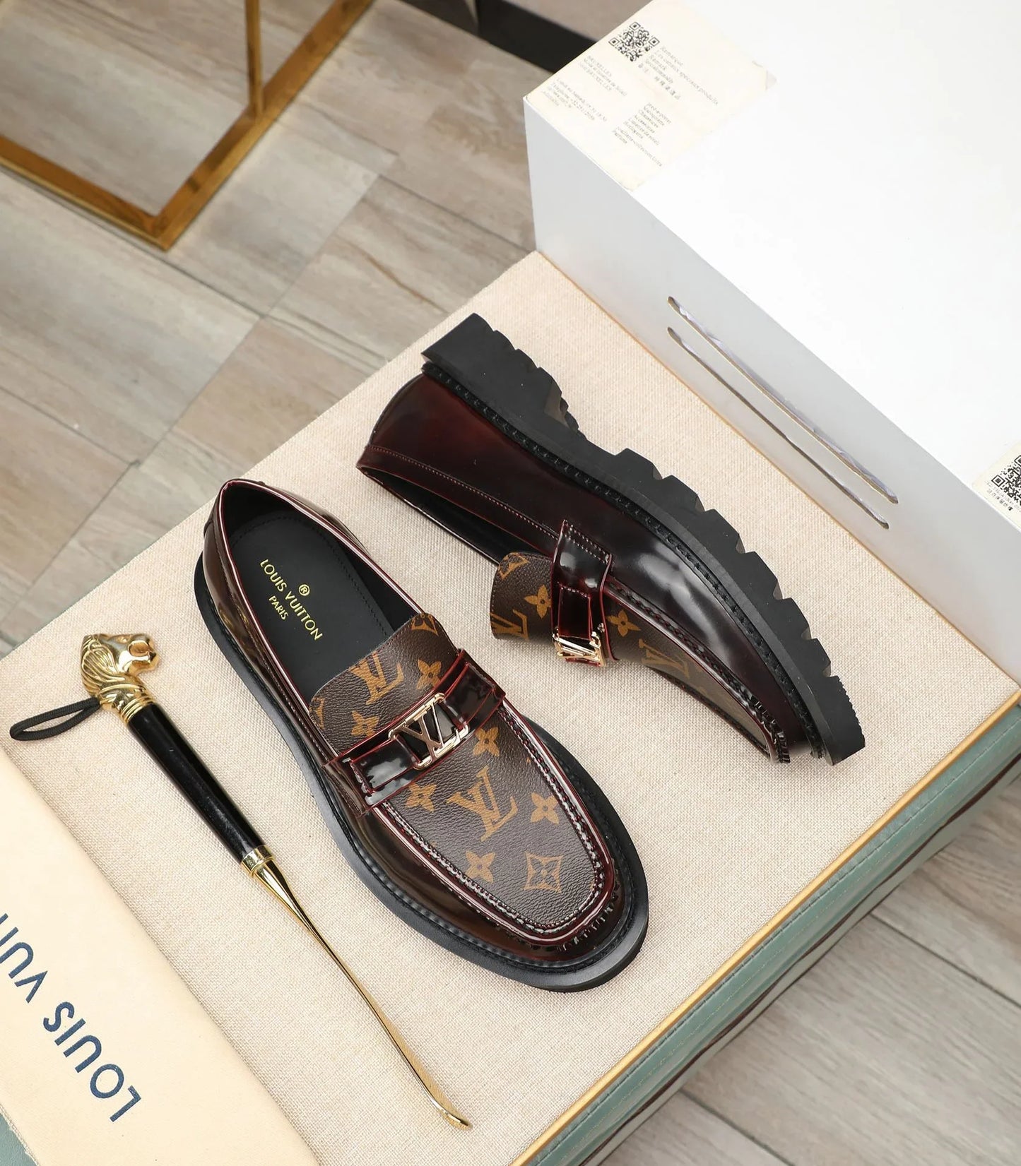 L casual leather shoes