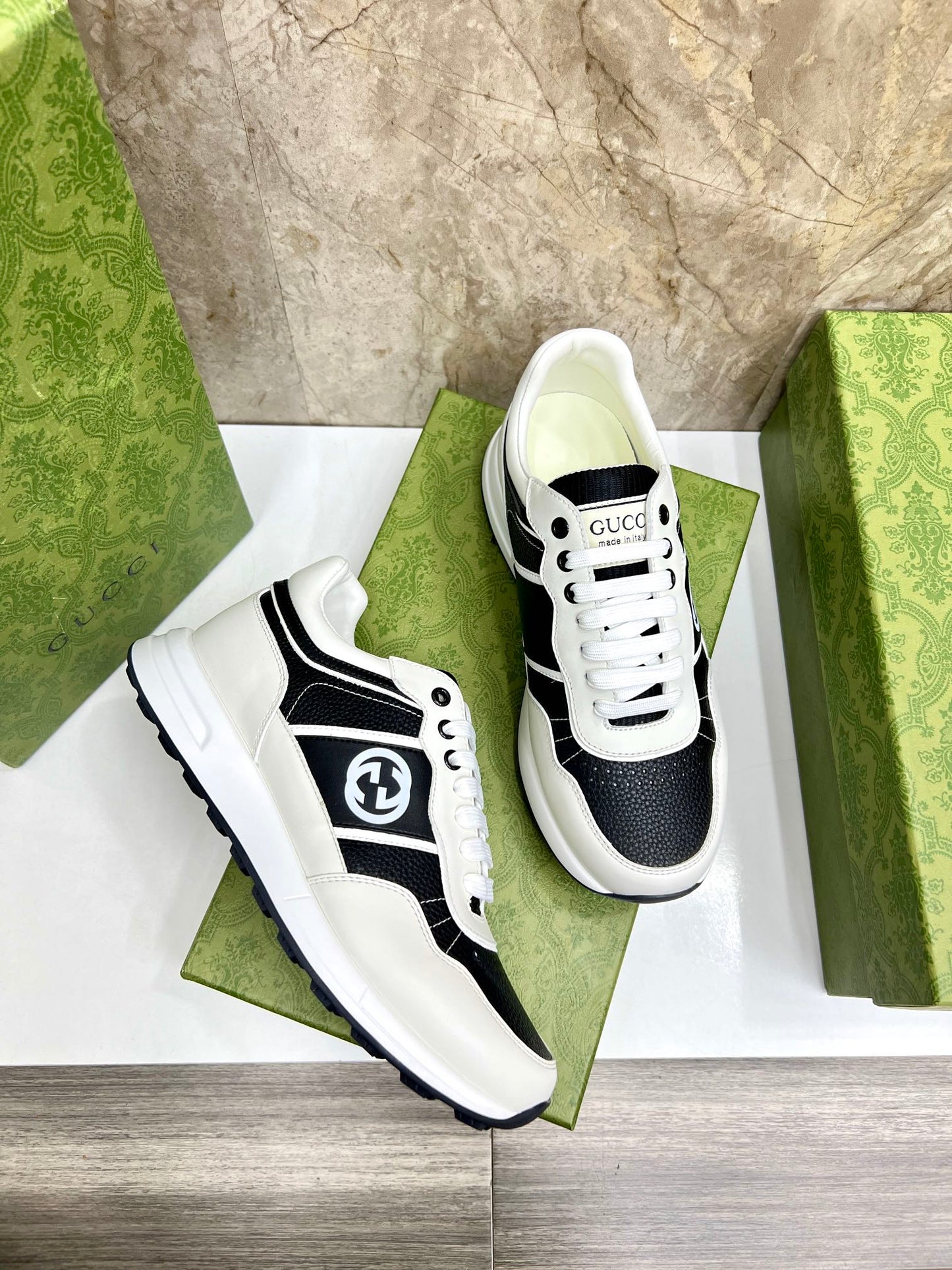 G Men's Low Top Sneakers