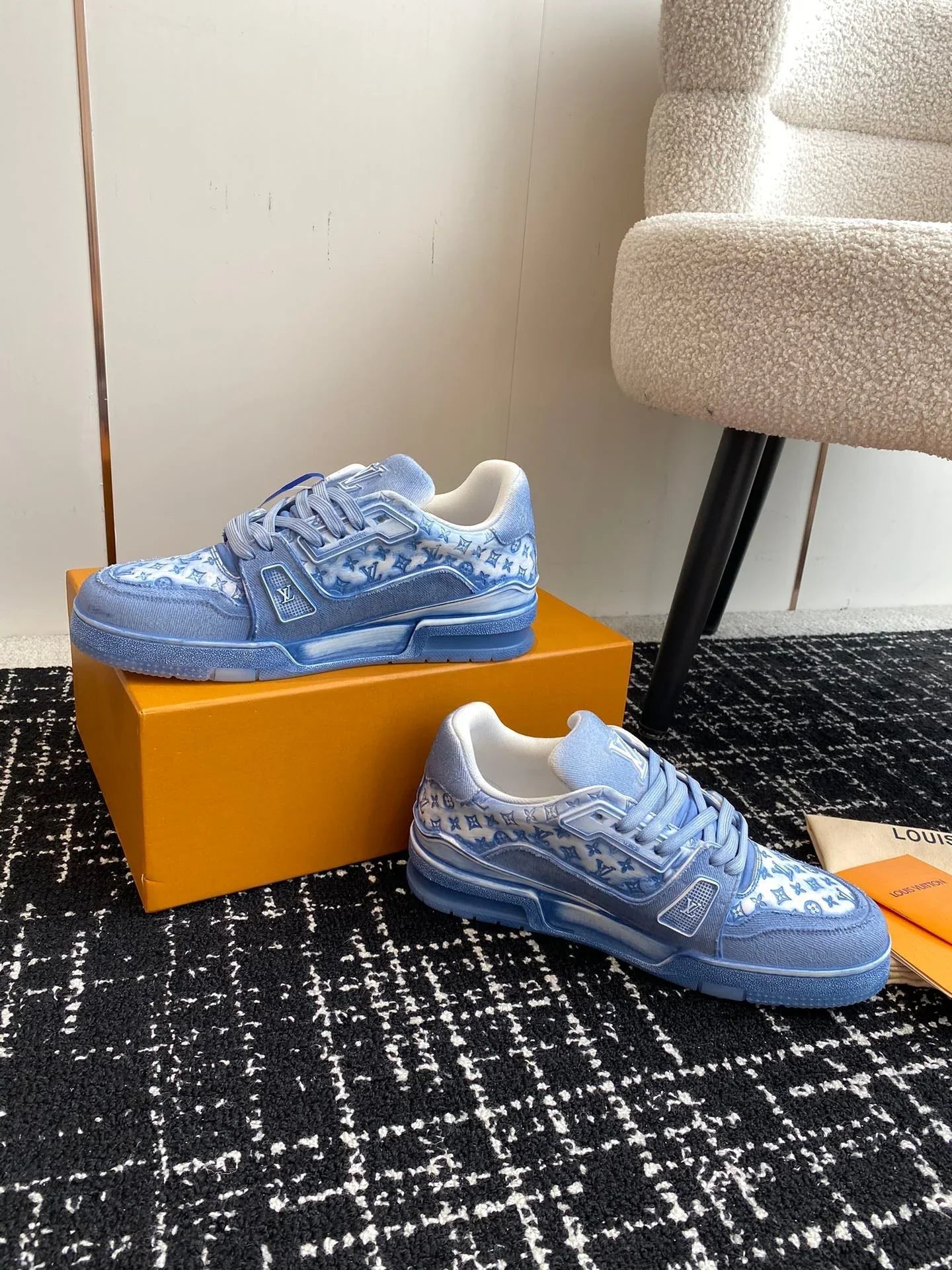 L Couple's Casual Sneakers