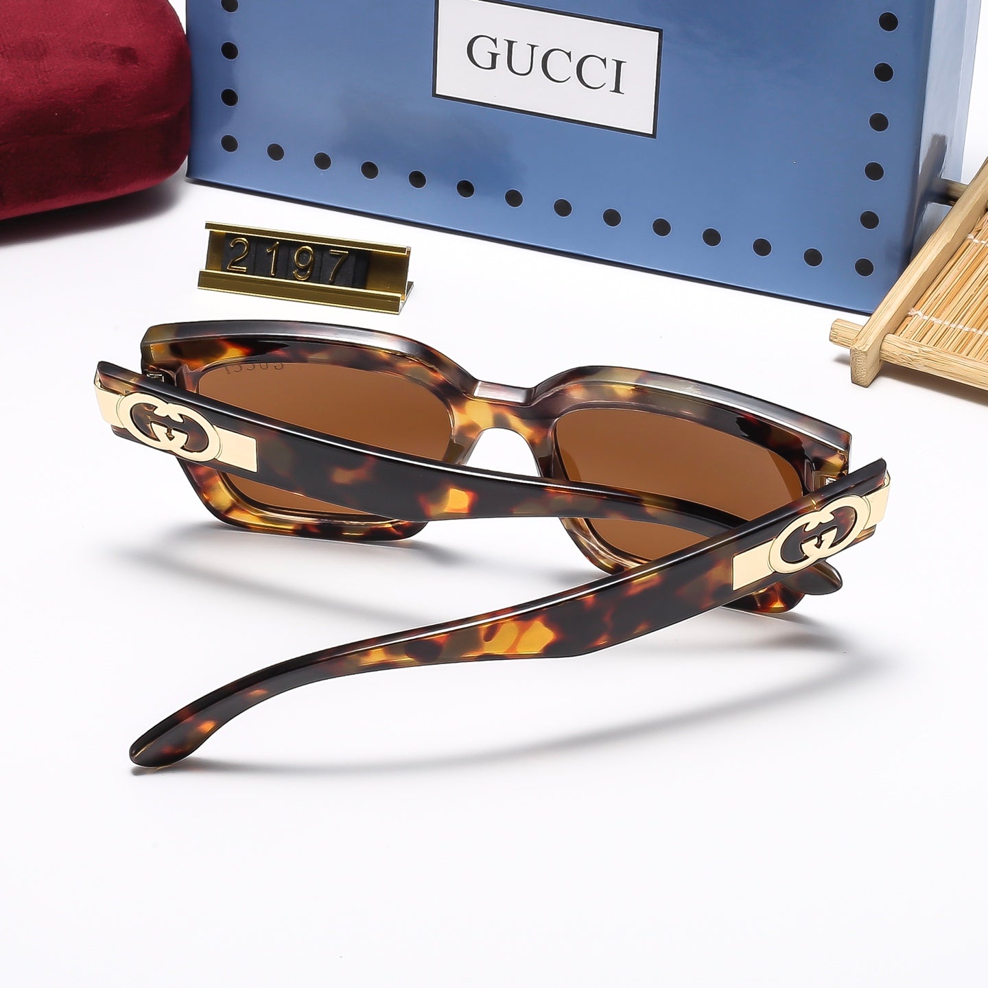 Square Frame Sunglasses 2197