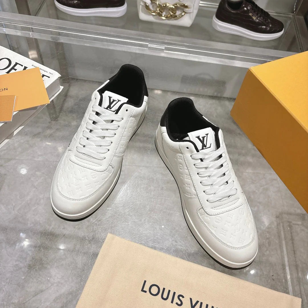 L Men's Sneakers
