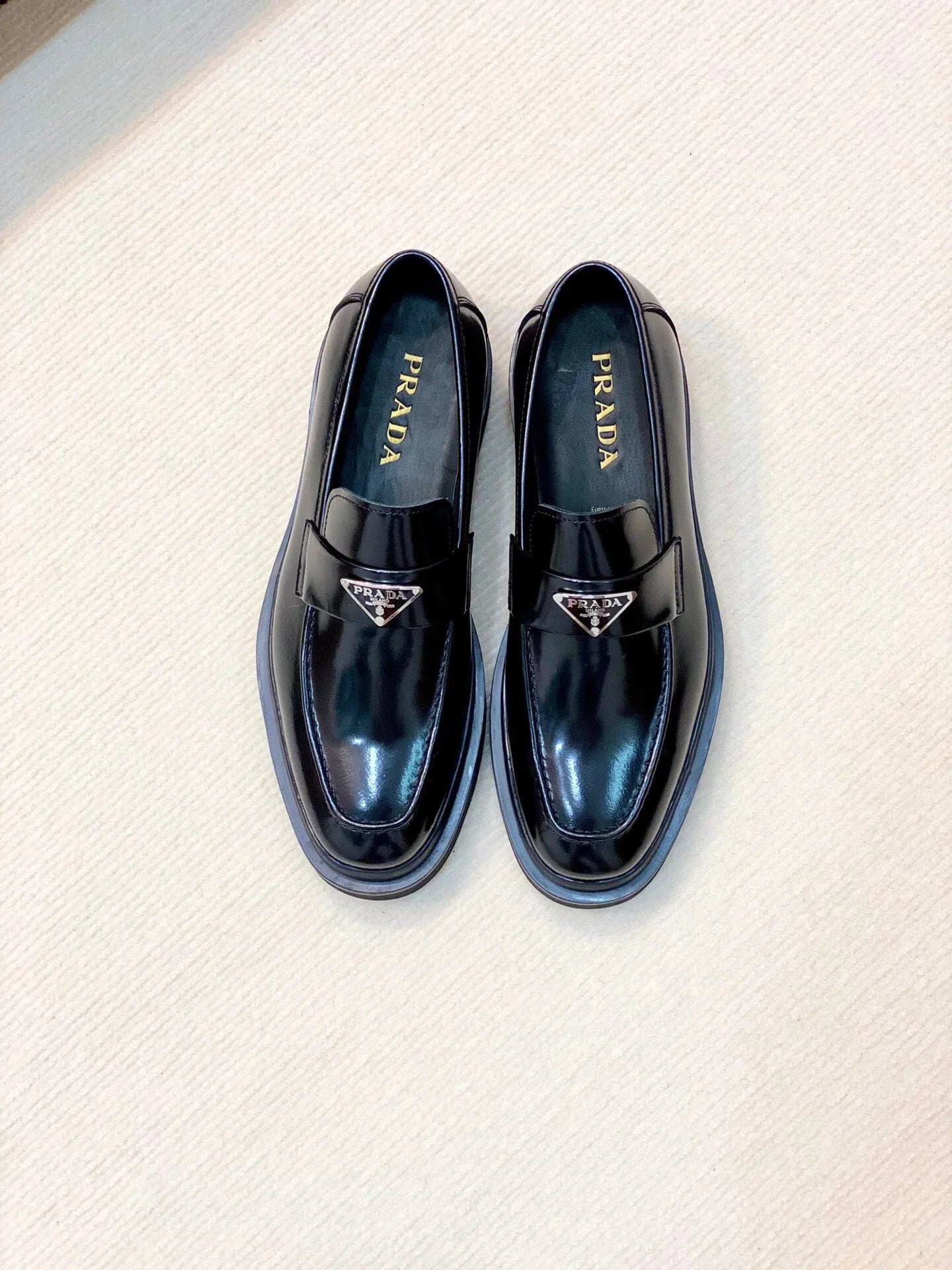 P High-end men's thick-soled derby shoes