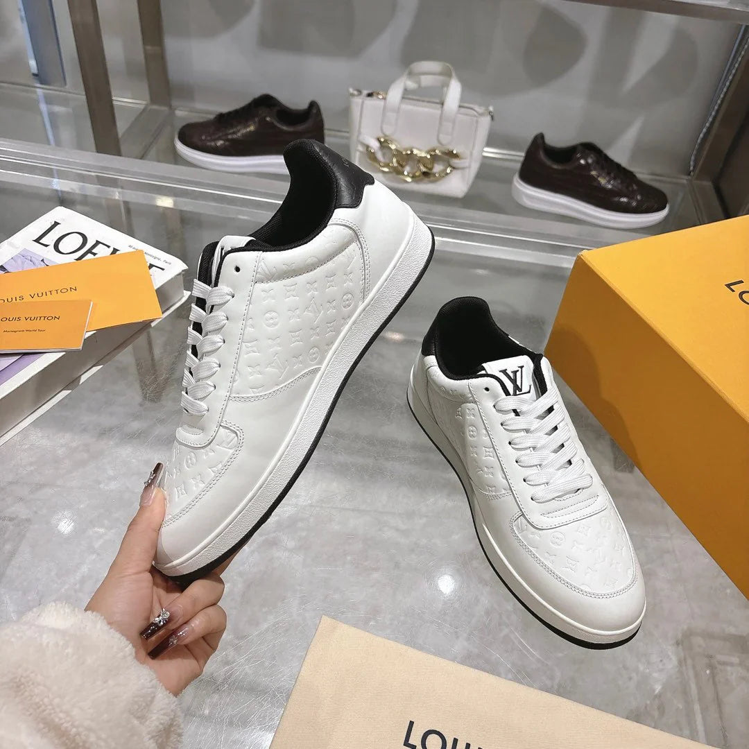 L Men's Sneakers