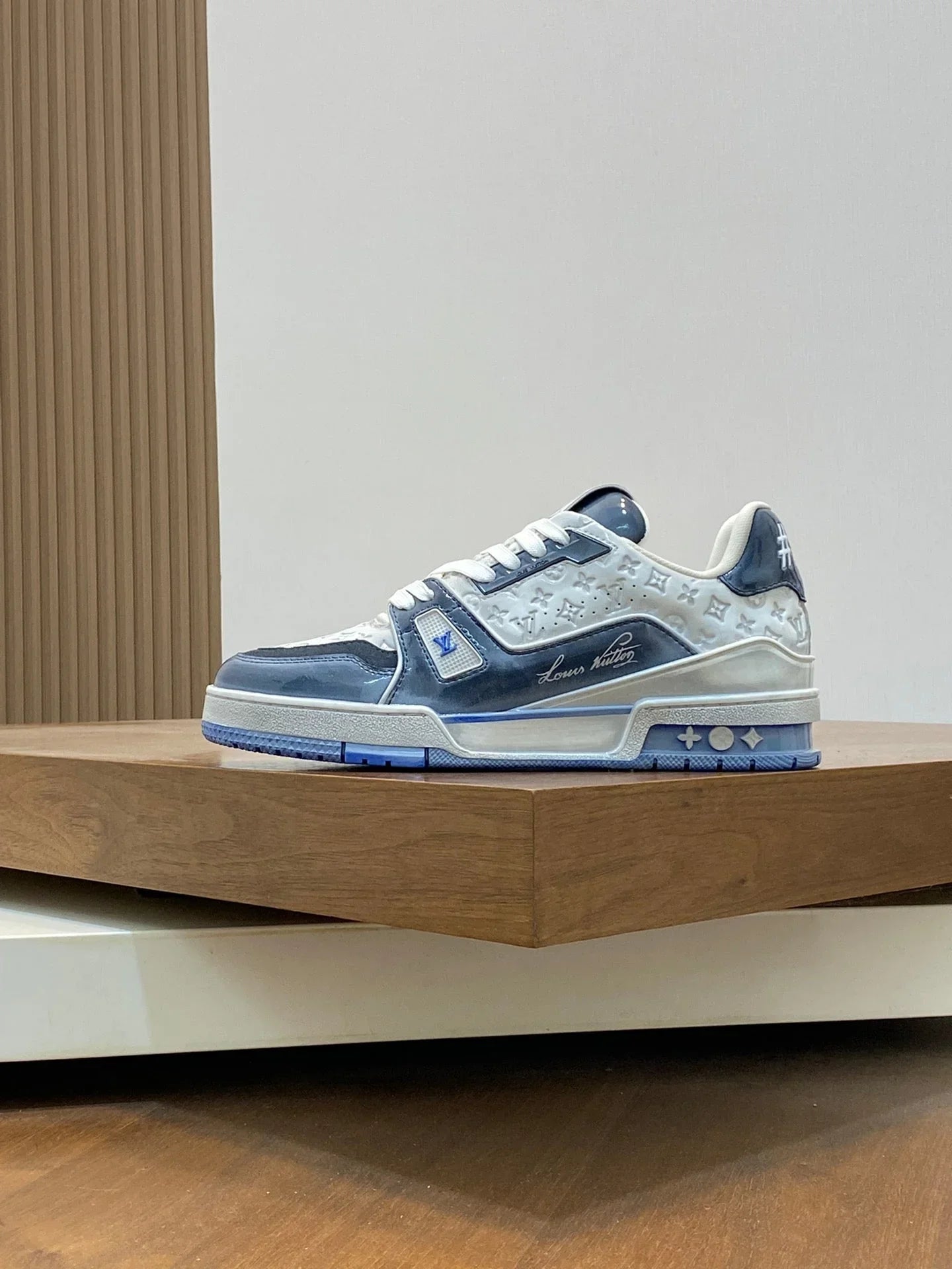 L Men's Casual Sneakers