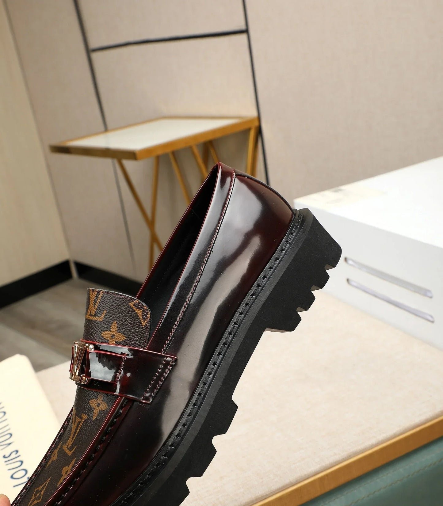 L casual leather shoes