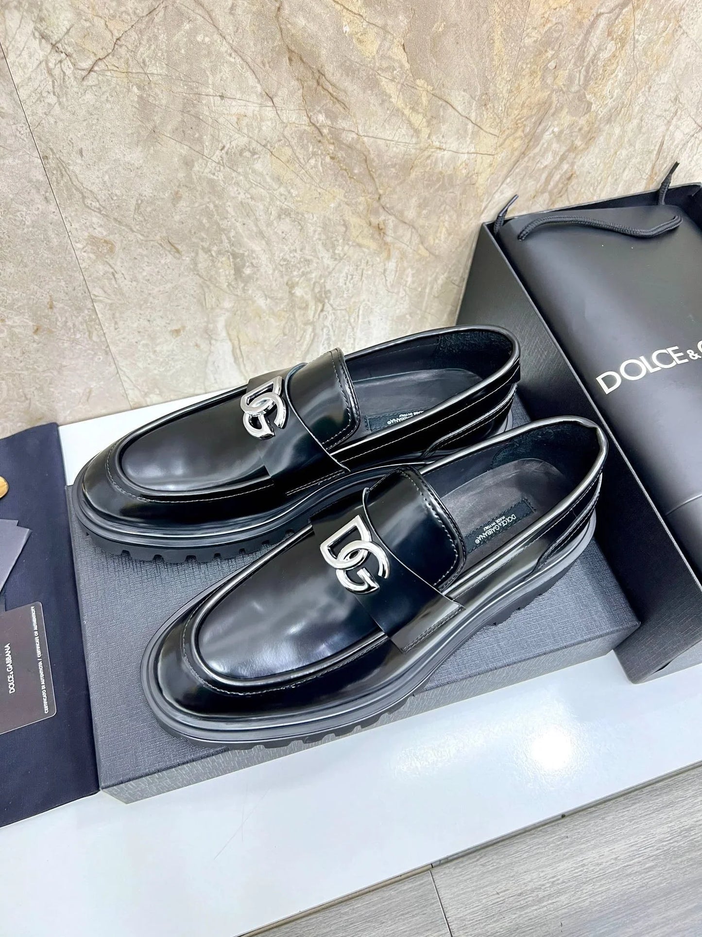 D Men's Buckle Leather Shoes