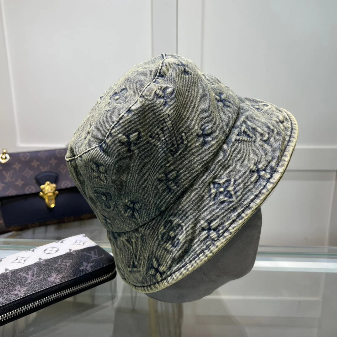 Checkered bucket hat, unisex