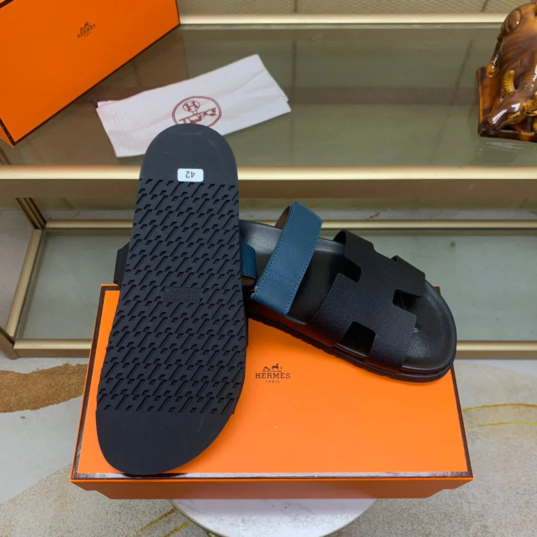 H leather slippers
