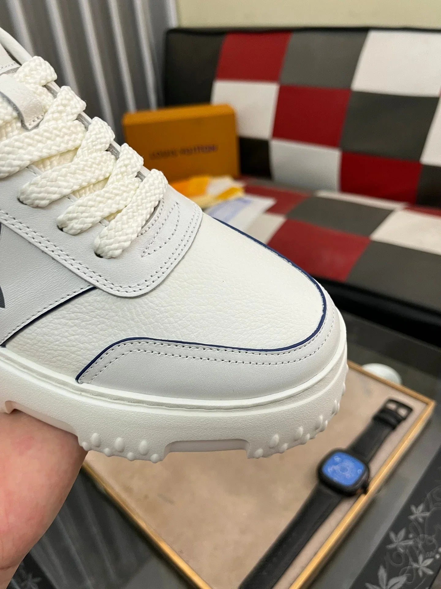 L Men's casual shoes