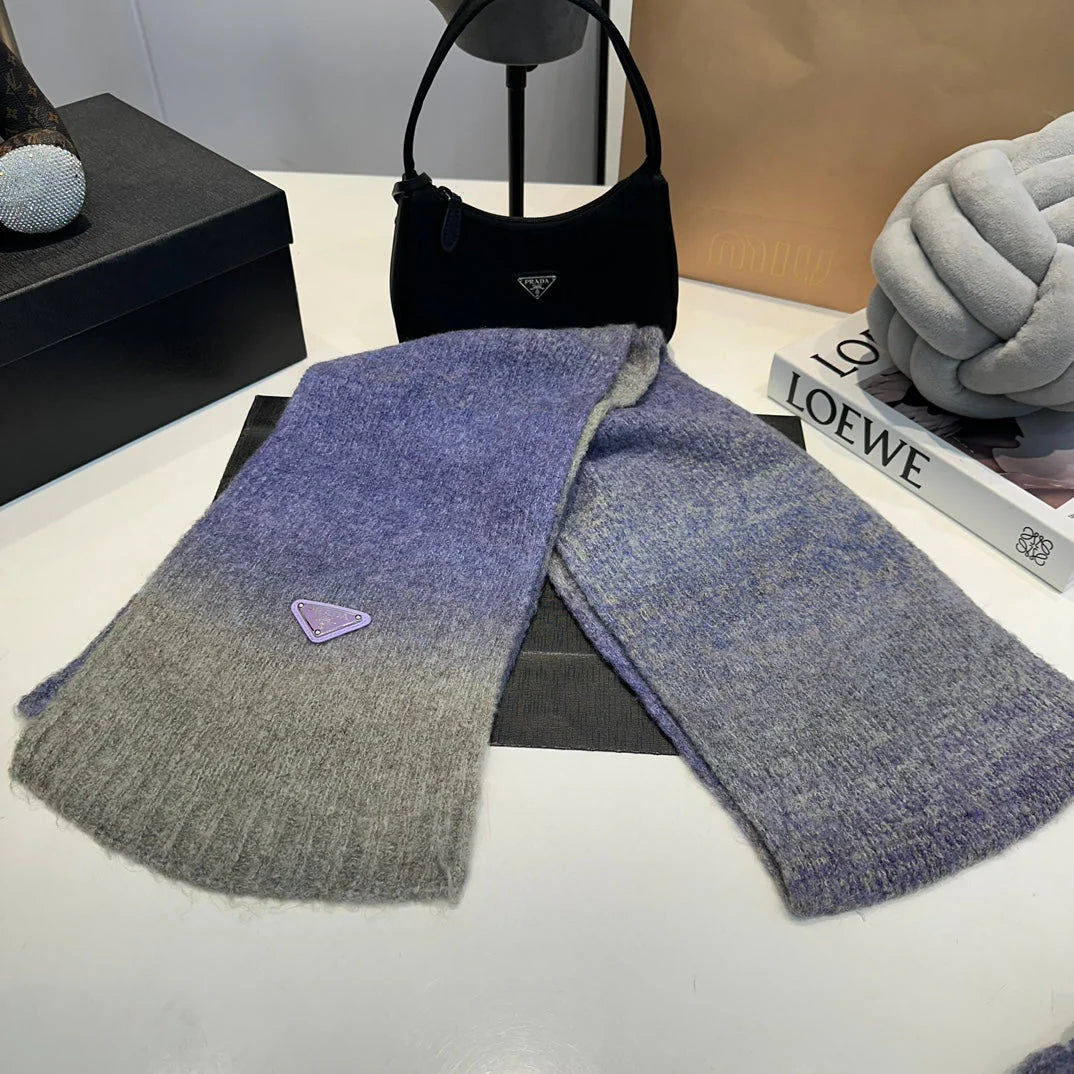 New autumn and winter trends-fashionable wool hat + scarf + gloves