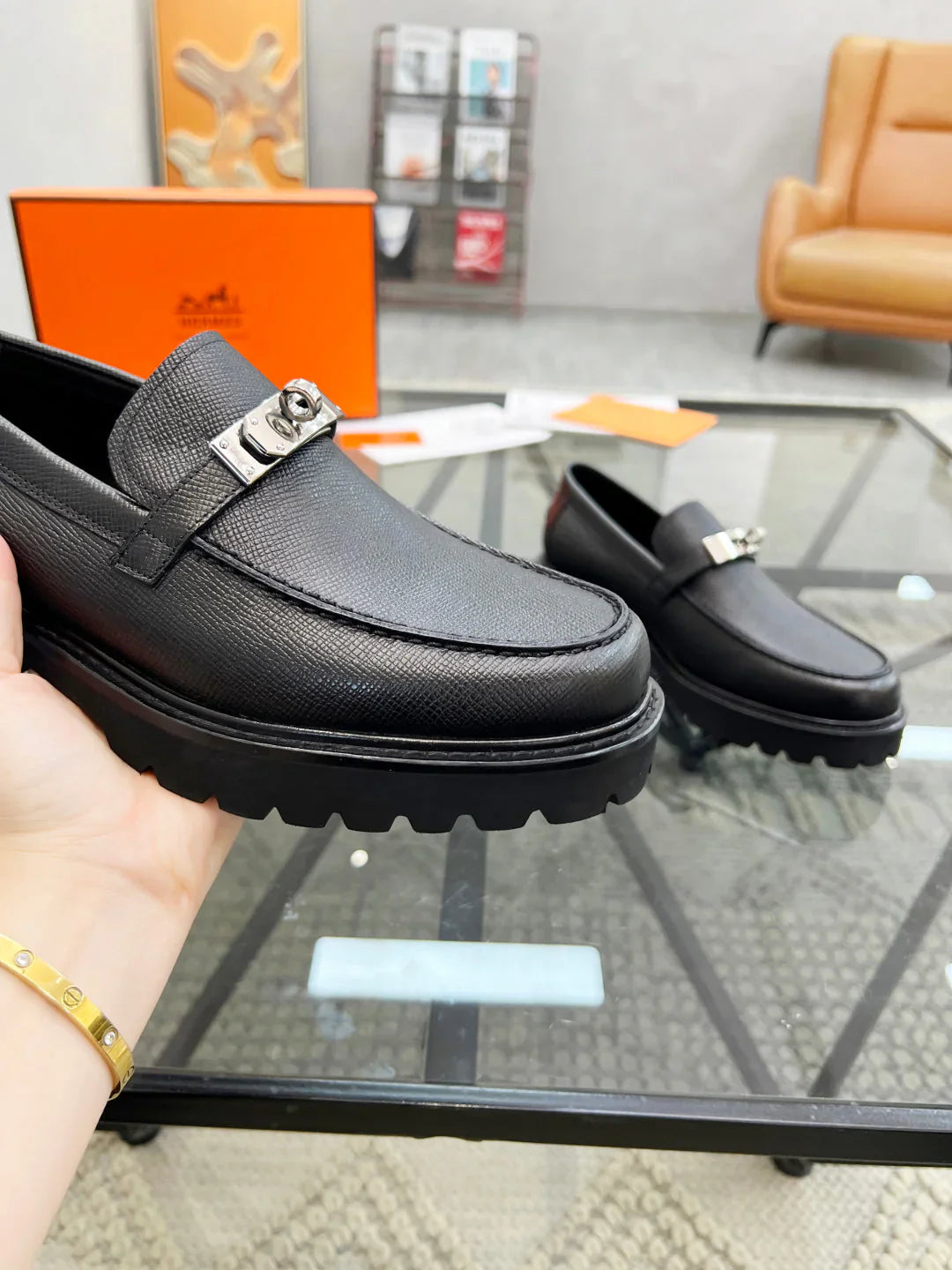 H casual leather shoes
