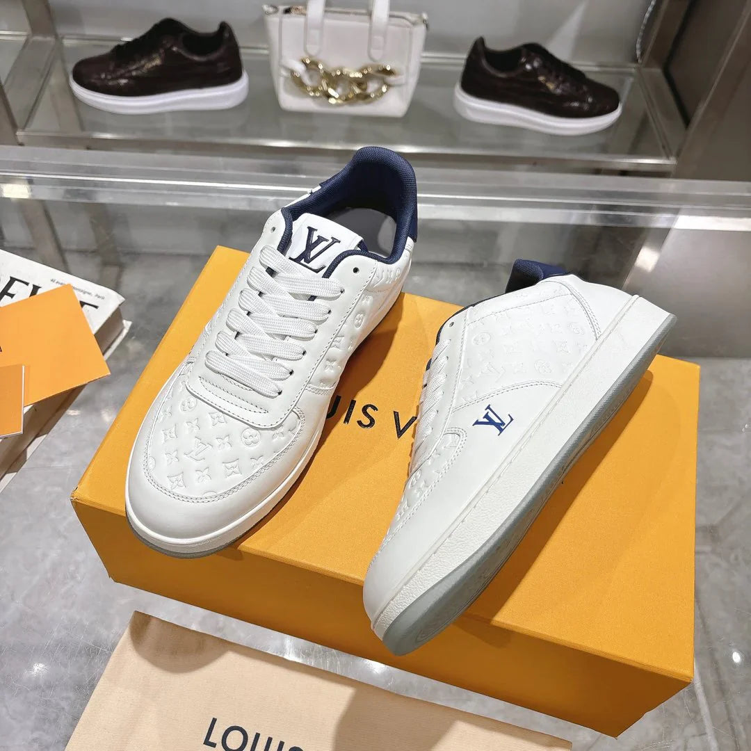 L Men's Sneakers
