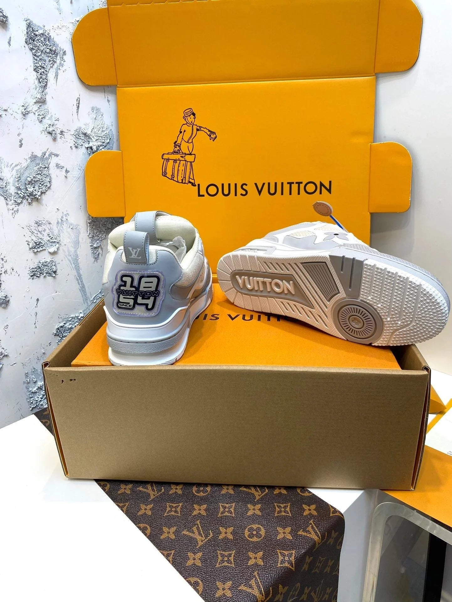 L Couple's Sneakers