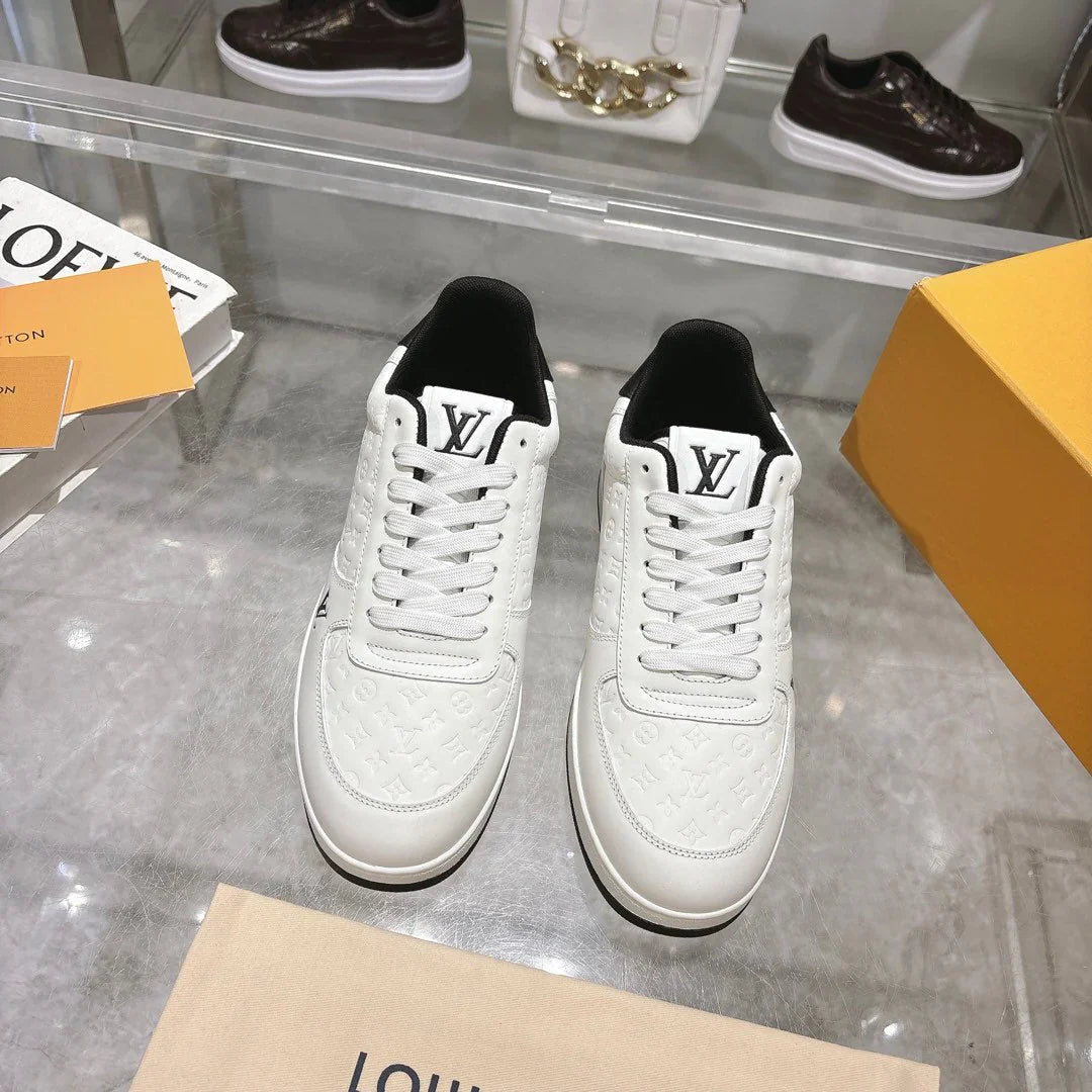 L Men's Sneakers