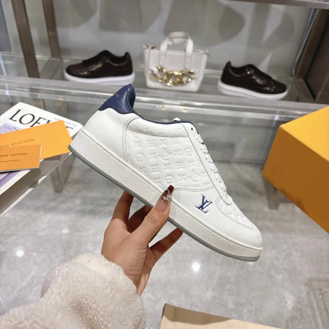 L Men's Sneakers