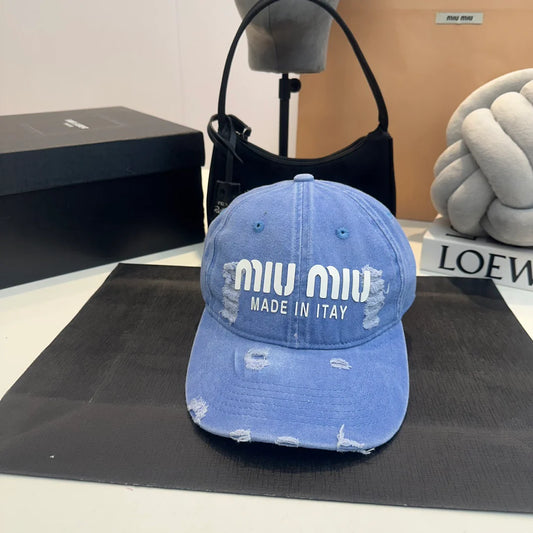Stylish Ripped Baseball Cap