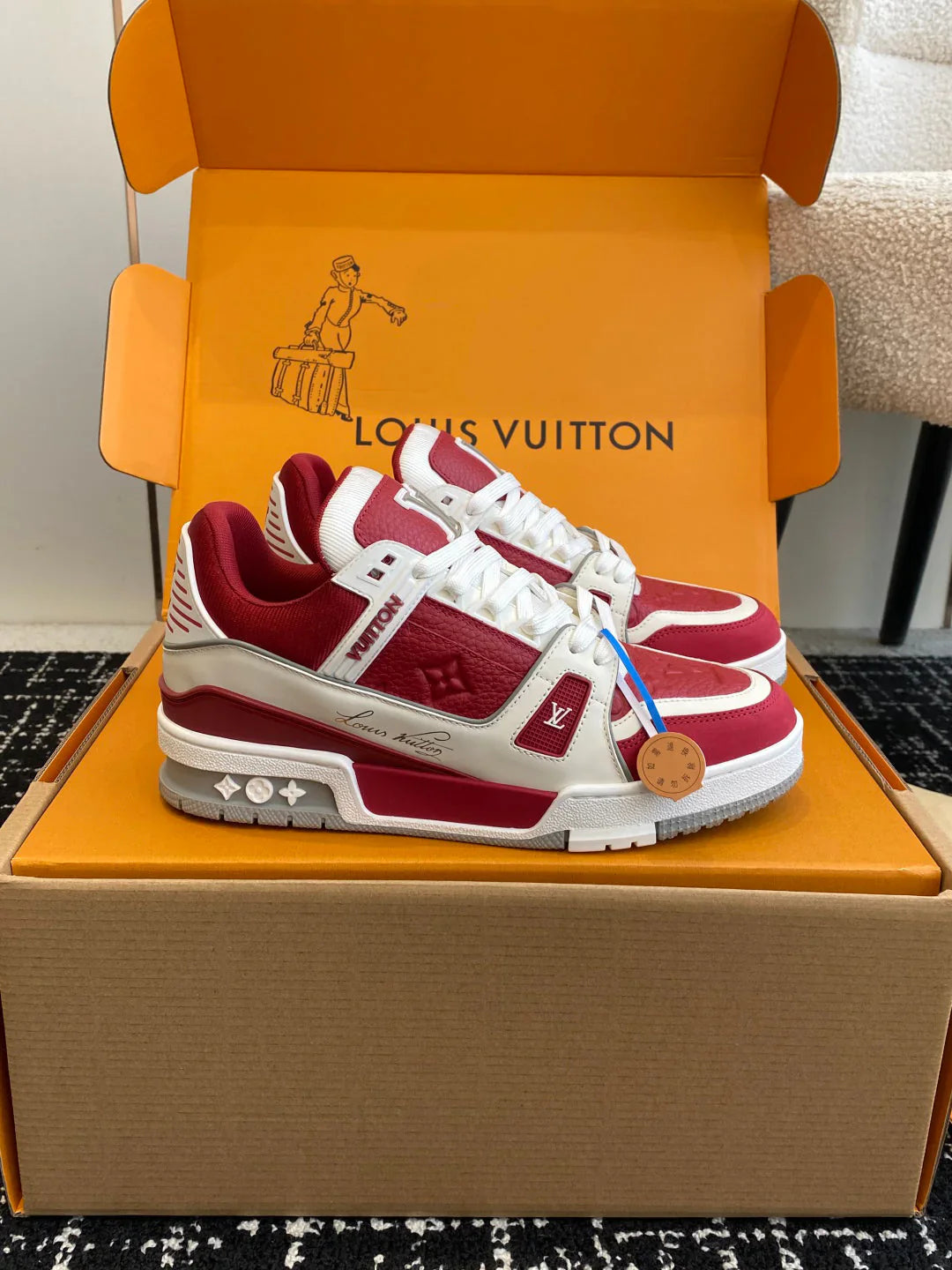L Men's Sneakers