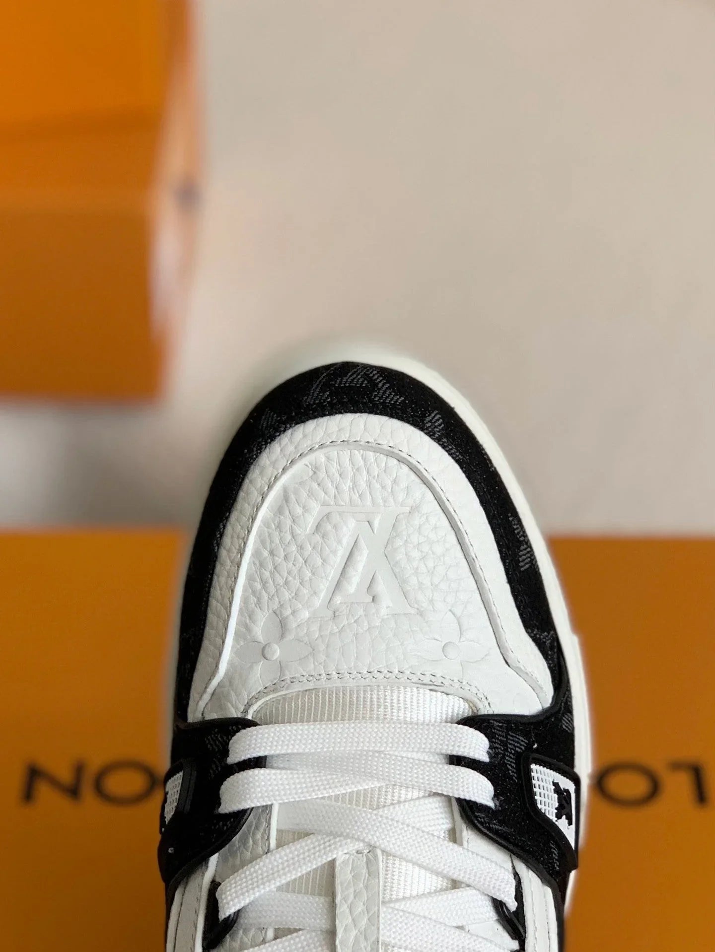 L's Classic Trainer - Men's