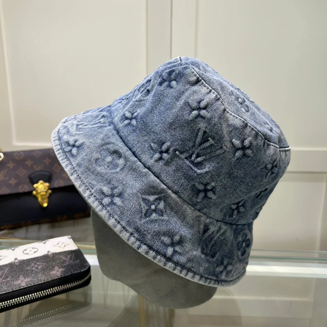 Checkered bucket hat, unisex