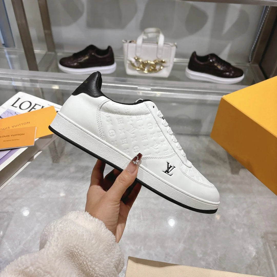 L Men's Sneakers