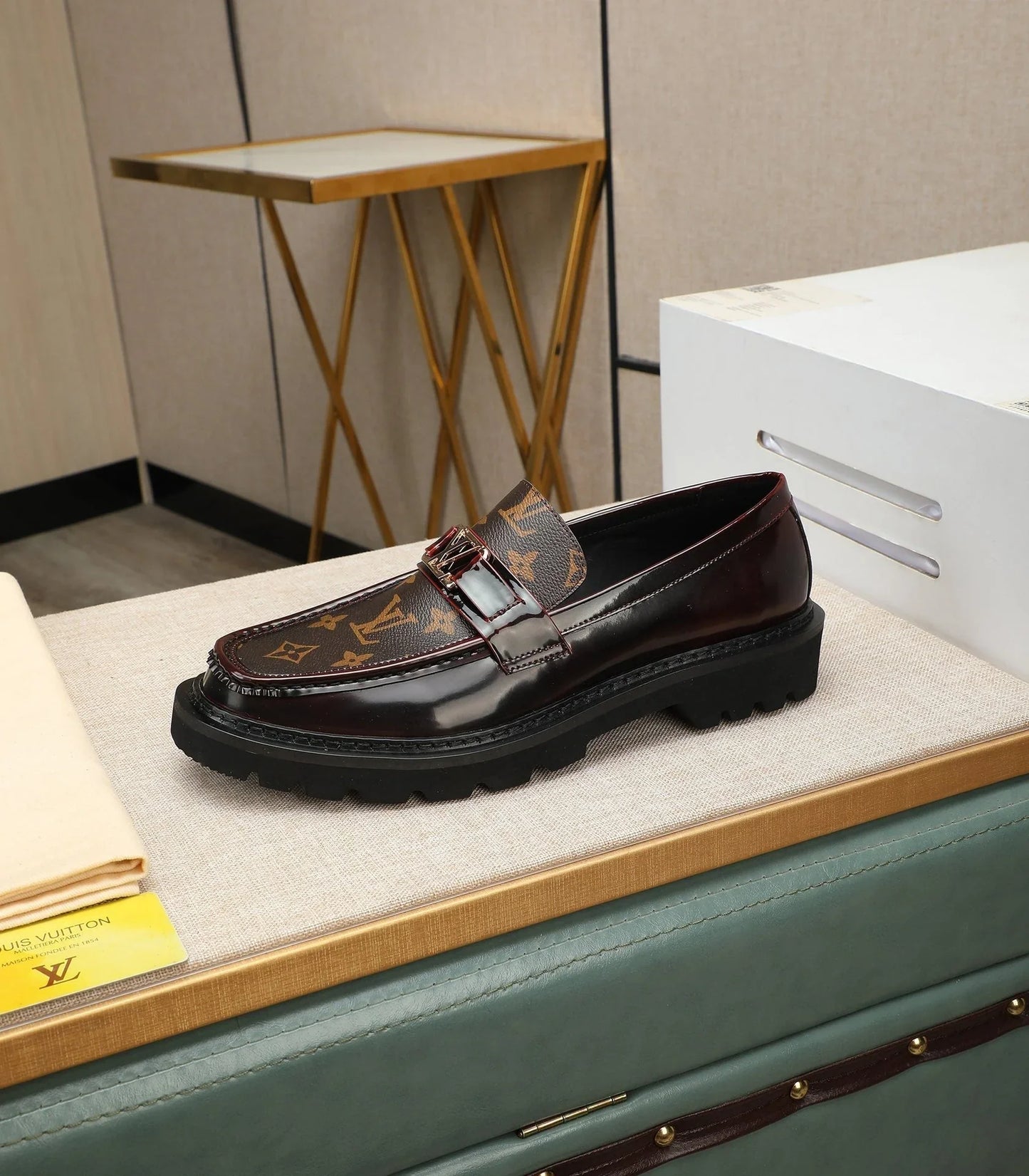 L casual leather shoes