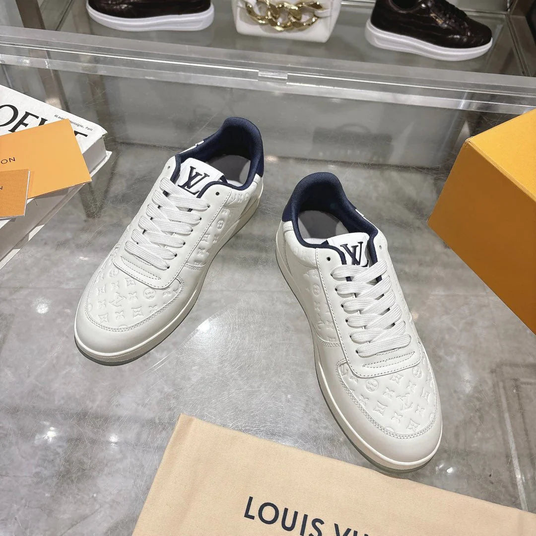 L Men's Sneakers