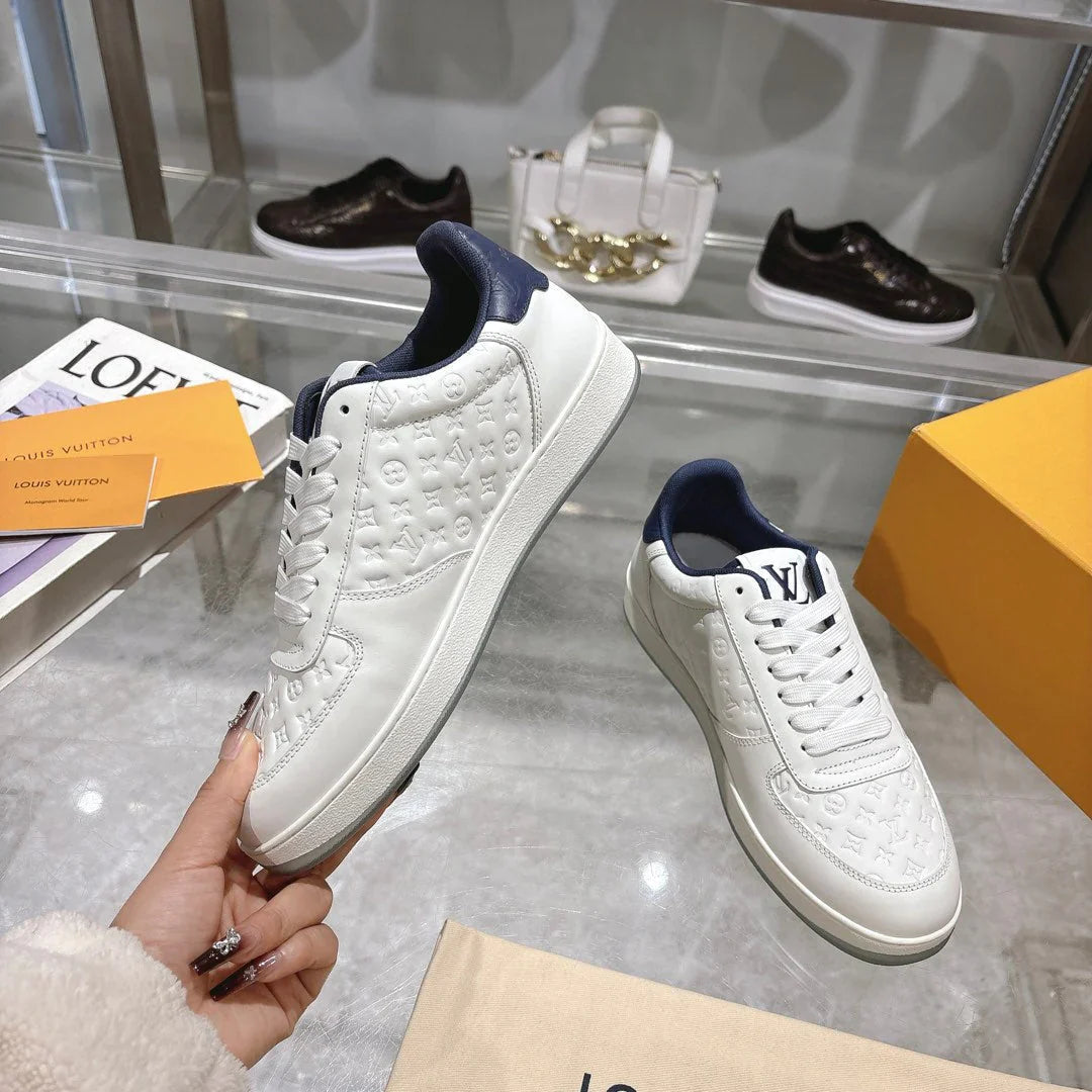 L Men's Sneakers
