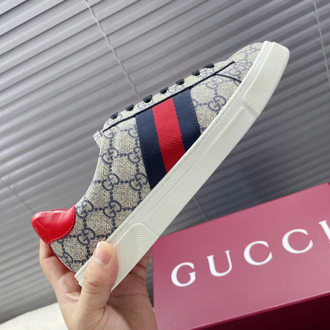 Couples flat shoes