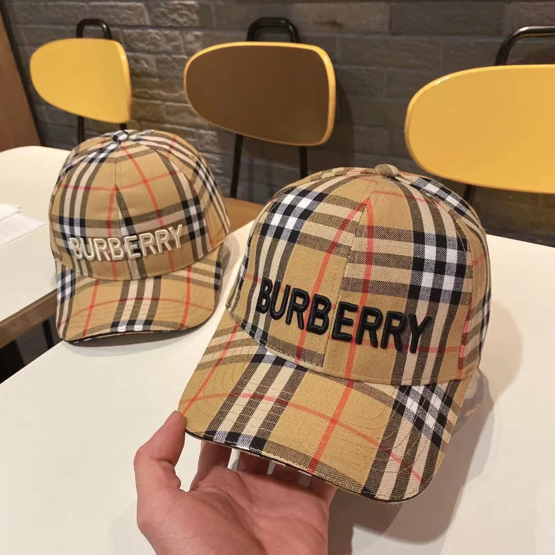 Fashion pattern striped alphabet baseball cap
